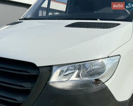 Белый Мерседес Sprinter, объемом двигателя 2.2 л и пробегом 236 тыс. км за 22750 $, фото 21 на Automoto.ua