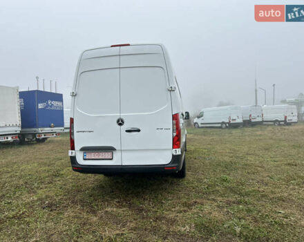Белый Мерседес Sprinter, объемом двигателя 2.2 л и пробегом 143 тыс. км за 24400 $, фото 14 на Automoto.ua