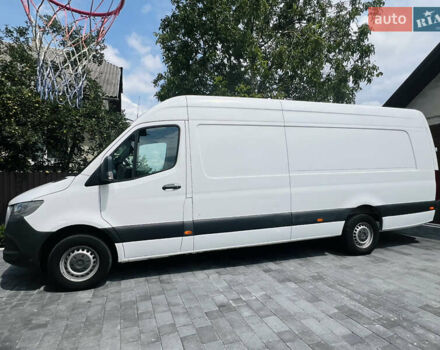 Белый Мерседес Sprinter, объемом двигателя 2.14 л и пробегом 575 тыс. км за 27500 $, фото 4 на Automoto.ua
