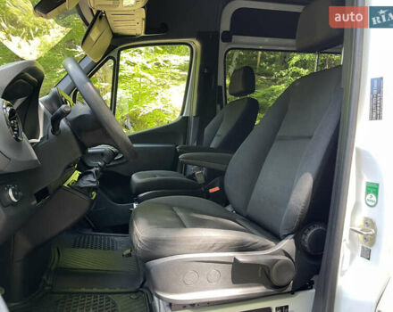 Белый Мерседес Sprinter, объемом двигателя 2.99 л и пробегом 127 тыс. км за 41000 $, фото 22 на Automoto.ua