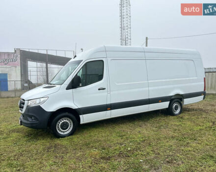 Белый Мерседес Sprinter, объемом двигателя 2.2 л и пробегом 143 тыс. км за 24400 $, фото 5 на Automoto.ua