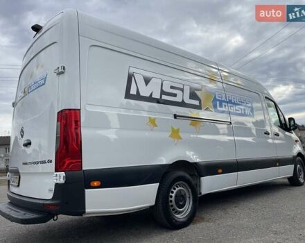 Белый Мерседес Sprinter, объемом двигателя 2.2 л и пробегом 300 тыс. км за 25500 $, фото 23 на Automoto.ua
