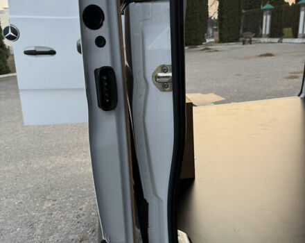 Белый Мерседес Sprinter, объемом двигателя 2.14 л и пробегом 230 тыс. км за 21500 $, фото 41 на Automoto.ua