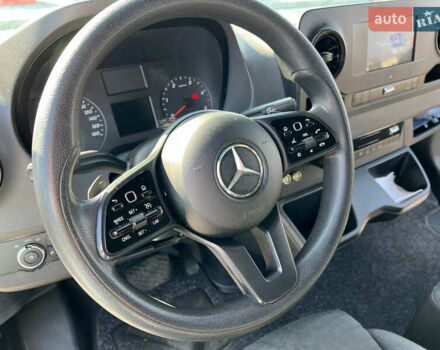 Белый Мерседес Sprinter, объемом двигателя 2.14 л и пробегом 575 тыс. км за 28585 $, фото 22 на Automoto.ua