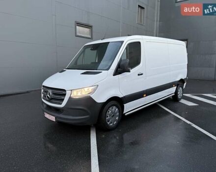 Мерседес Sprinter 2020 в Киеве на Automoto.ua Белый Мерседес Sprinter, объемом двигателя 2.2 л и пробегом 288 тыс. км за 23850 $, фото 15 на Automoto.ua