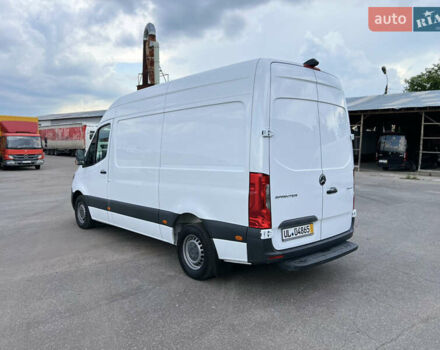 Белый Мерседес Sprinter, объемом двигателя 2.2 л и пробегом 230 тыс. км за 22699 $, фото 5 на Automoto.ua