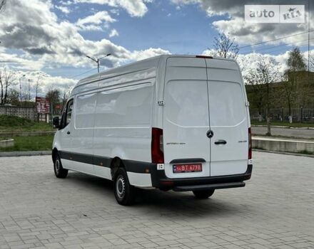 Белый Мерседес Sprinter, объемом двигателя 3 л и пробегом 260 тыс. км за 34850 $, фото 3 на Automoto.ua