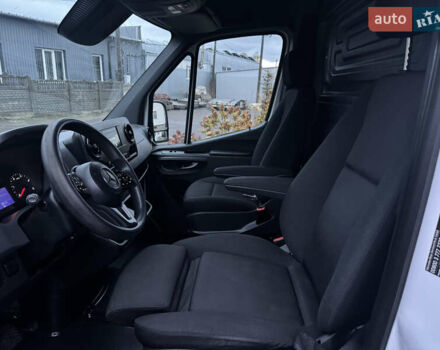 Белый Мерседес Sprinter, объемом двигателя 2.1 л и пробегом 366 тыс. км за 27800 $, фото 22 на Automoto.ua