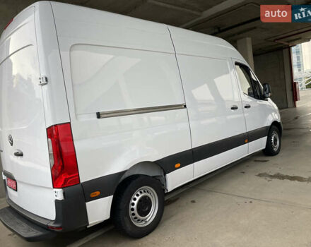 Белый Мерседес Sprinter, объемом двигателя 2.2 л и пробегом 267 тыс. км за 20500 $, фото 3 на Automoto.ua