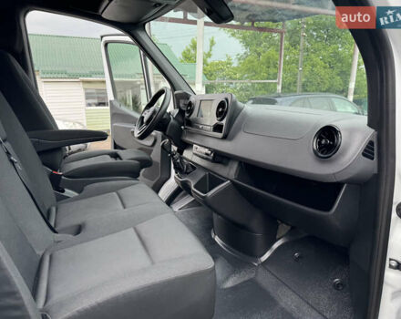 Білий Мерседес Sprinter, об'ємом двигуна 2.2 л та пробігом 207 тис. км за 22900 $, фото 25 на Automoto.ua