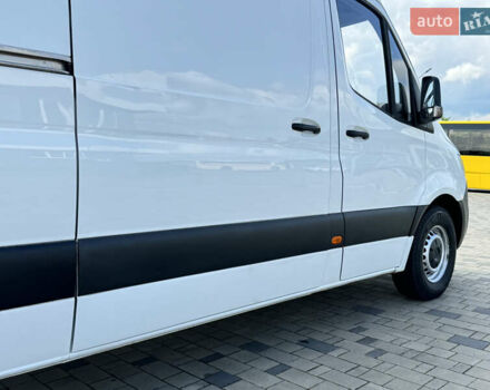 Белый Мерседес Sprinter, объемом двигателя 2.2 л и пробегом 236 тыс. км за 22750 $, фото 34 на Automoto.ua