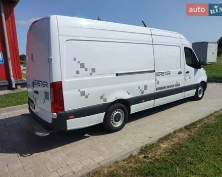 Белый Мерседес Sprinter, объемом двигателя 2.14 л и пробегом 276 тыс. км за 25700 $, фото 5 на Automoto.ua
