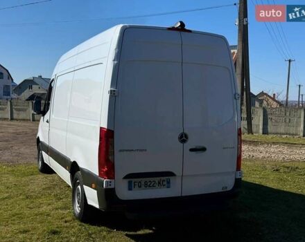 Білий Мерседес Sprinter, об'ємом двигуна 2.14 л та пробігом 261 тис. км за 20500 $, фото 6 на Automoto.ua