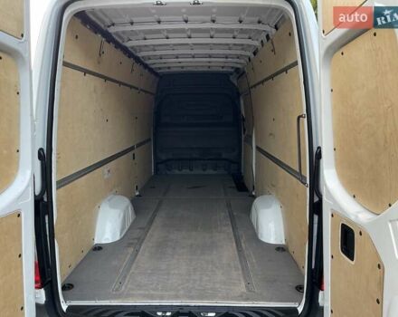 Белый Мерседес Sprinter, объемом двигателя 2.14 л и пробегом 337 тыс. км за 24800 $, фото 9 на Automoto.ua