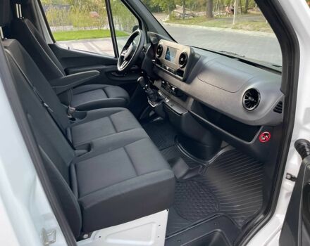 Белый Мерседес Sprinter, объемом двигателя 2.2 л и пробегом 337 тыс. км за 24800 $, фото 22 на Automoto.ua