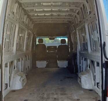 Белый Мерседес Sprinter, объемом двигателя 0 л и пробегом 73 тыс. км за 45000 $, фото 8 на Automoto.ua