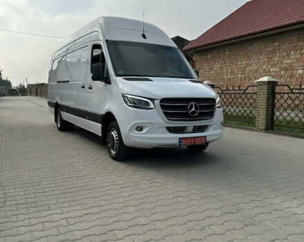 Белый Мерседес Sprinter, объемом двигателя 2.99 л и пробегом 373 тыс. км за 62700 $, фото 3 на Automoto.ua
