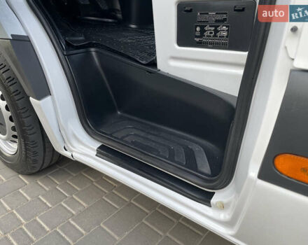 Белый Мерседес Sprinter, объемом двигателя 2.2 л и пробегом 267 тыс. км за 20999 $, фото 38 на Automoto.ua