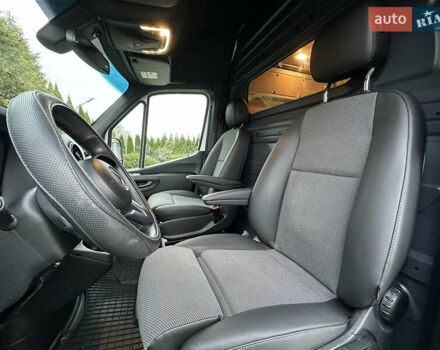 Белый Мерседес Sprinter, объемом двигателя 3 л и пробегом 300 тыс. км за 37500 $, фото 30 на Automoto.ua