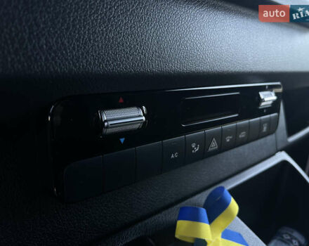 Белый Мерседес Sprinter, объемом двигателя 2.2 л и пробегом 280 тыс. км за 47500 $, фото 12 на Automoto.ua