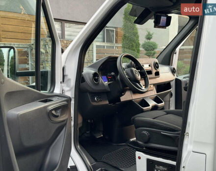 Белый Мерседес Sprinter, объемом двигателя 2.2 л и пробегом 254 тыс. км за 24500 $, фото 74 на Automoto.ua