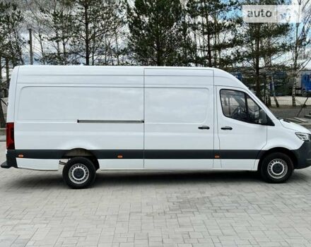 Белый Мерседес Sprinter, объемом двигателя 3 л и пробегом 260 тыс. км за 34850 $, фото 6 на Automoto.ua