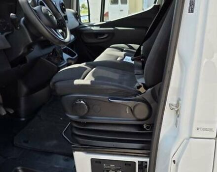 Білий Мерседес Sprinter, об'ємом двигуна 0 л та пробігом 207 тис. км за 25399 $, фото 18 на Automoto.ua