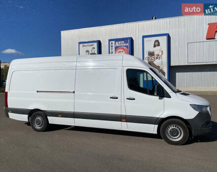 Белый Мерседес Sprinter, объемом двигателя 2.1 л и пробегом 350 тыс. км за 24300 $, фото 6 на Automoto.ua