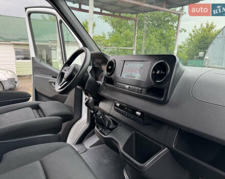 Білий Мерседес Sprinter, об'ємом двигуна 2.2 л та пробігом 207 тис. км за 22900 $, фото 26 на Automoto.ua