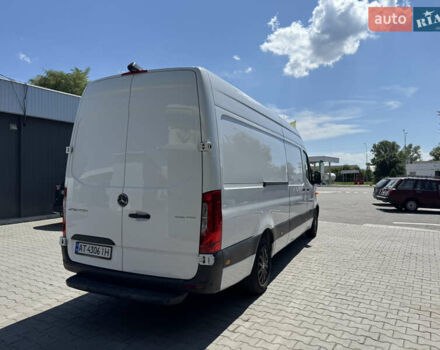 Белый Мерседес Sprinter, объемом двигателя 2.14 л и пробегом 150 тыс. км за 25950 $, фото 5 на Automoto.ua