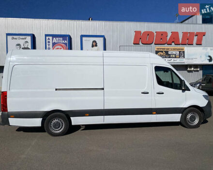 Белый Мерседес Sprinter, объемом двигателя 2.1 л и пробегом 350 тыс. км за 24300 $, фото 7 на Automoto.ua