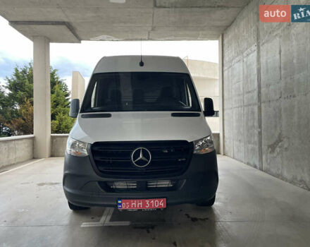 Белый Мерседес Sprinter, объемом двигателя 2.2 л и пробегом 267 тыс. км за 20500 $, фото 1 на Automoto.ua