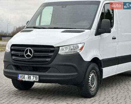 Белый Мерседес Sprinter, объемом двигателя 3 л и пробегом 300 тыс. км за 37500 $, фото 8 на Automoto.ua