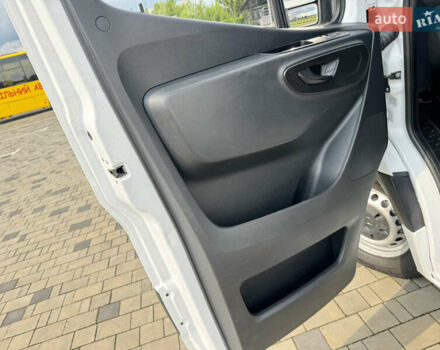Белый Мерседес Sprinter, объемом двигателя 2.2 л и пробегом 236 тыс. км за 22750 $, фото 49 на Automoto.ua
