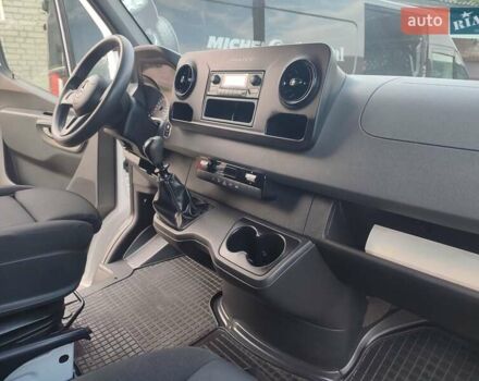 Белый Мерседес Sprinter, объемом двигателя 2.14 л и пробегом 276 тыс. км за 25700 $, фото 26 на Automoto.ua