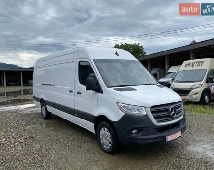 Белый Мерседес Sprinter, объемом двигателя 2.2 л и пробегом 148 тыс. км за 23999 $, фото 1 на Automoto.ua