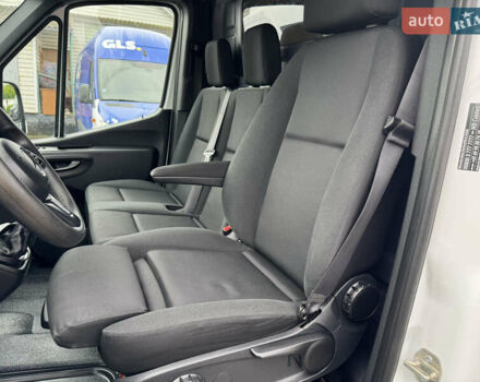 Білий Мерседес Sprinter, об'ємом двигуна 2.2 л та пробігом 207 тис. км за 22900 $, фото 21 на Automoto.ua