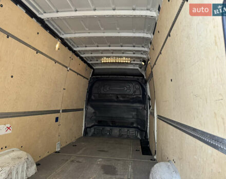 Белый Мерседес Sprinter, объемом двигателя 2.14 л и пробегом 150 тыс. км за 25950 $, фото 7 на Automoto.ua
