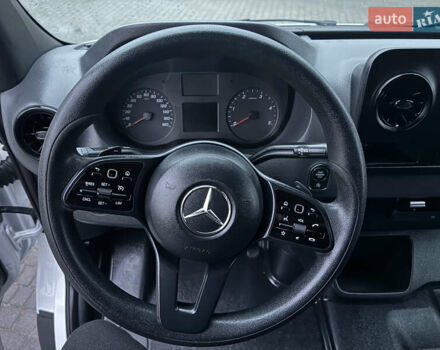 Белый Мерседес Sprinter, объемом двигателя 2.1 л и пробегом 366 тыс. км за 27800 $, фото 26 на Automoto.ua