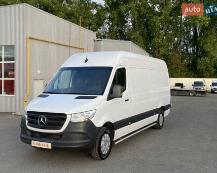 Белый Мерседес Sprinter, объемом двигателя 1.99 л и пробегом 253 тыс. км за 27500 $, фото 1 на Automoto.ua