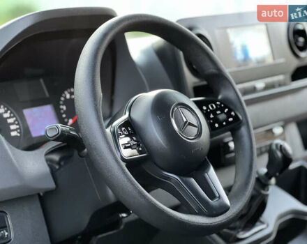 Белый Мерседес Sprinter, объемом двигателя 2.2 л и пробегом 267 тыс. км за 26500 $, фото 101 на Automoto.ua