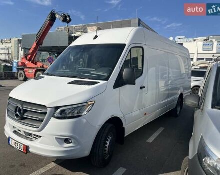 Белый Мерседес Sprinter, объемом двигателя 2.99 л и пробегом 1 тыс. км за 77000 $, фото 4 на Automoto.ua
