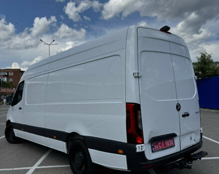 Белый Мерседес Sprinter, объемом двигателя 3 л и пробегом 313 тыс. км за 40897 $, фото 10 на Automoto.ua