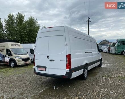 Белый Мерседес Sprinter, объемом двигателя 2.2 л и пробегом 148 тыс. км за 23999 $, фото 16 на Automoto.ua