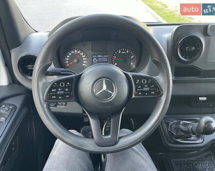 Белый Мерседес Sprinter, объемом двигателя 2.2 л и пробегом 298 тыс. км за 25600 $, фото 47 на Automoto.ua