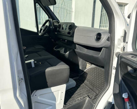 Белый Мерседес Sprinter, объемом двигателя 2.14 л и пробегом 77 тыс. км за 35500 $, фото 8 на Automoto.ua