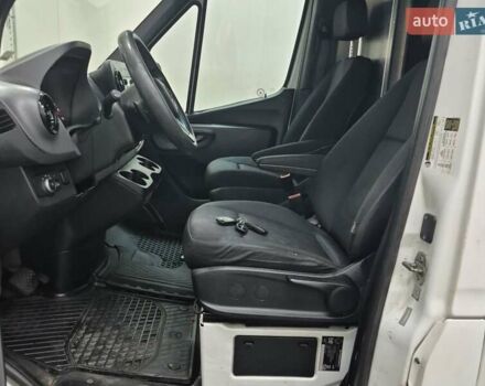 Белый Мерседес Sprinter, объемом двигателя 3 л и пробегом 1 тыс. км за 25999 $, фото 4 на Automoto.ua