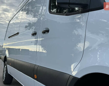 Белый Мерседес Sprinter, объемом двигателя 0 л и пробегом 241 тыс. км за 24900 $, фото 16 на Automoto.ua