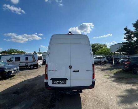 Белый Мерседес Sprinter, объемом двигателя 3 л и пробегом 440 тыс. км за 44500 $, фото 2 на Automoto.ua