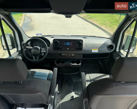Белый Мерседес Sprinter, объемом двигателя 2.99 л и пробегом 20 тыс. км за 58000 $, фото 15 на Automoto.ua